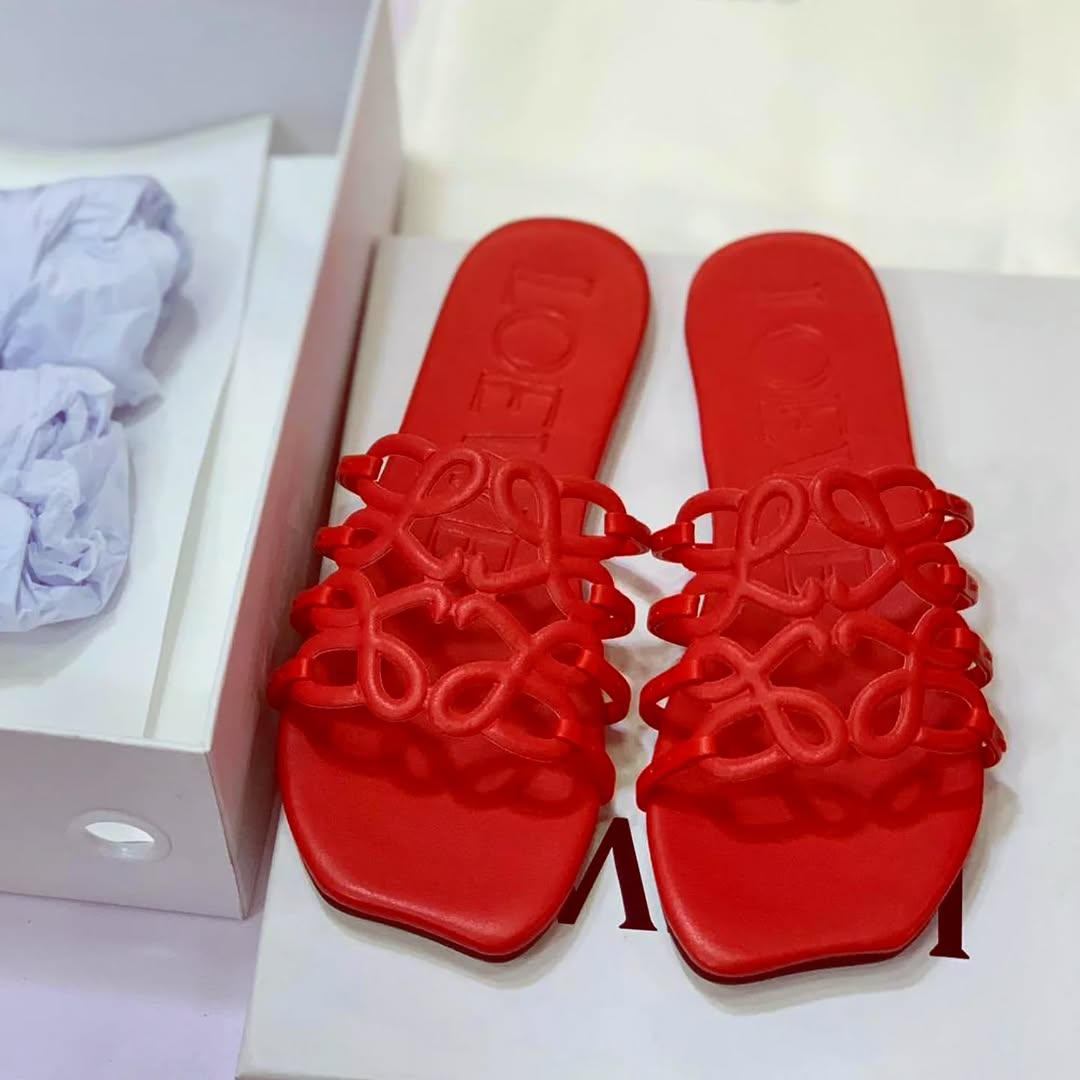 Women’s Elegant Slip-On Sandals